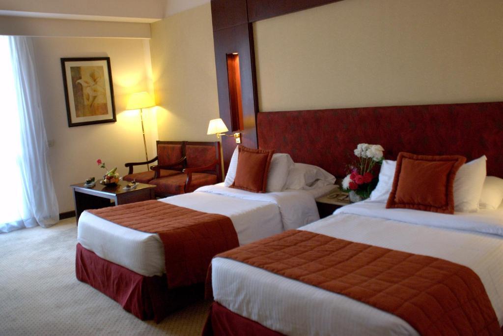 Safir Hotel Cairo Giza Bagian luar foto A room at the hotel